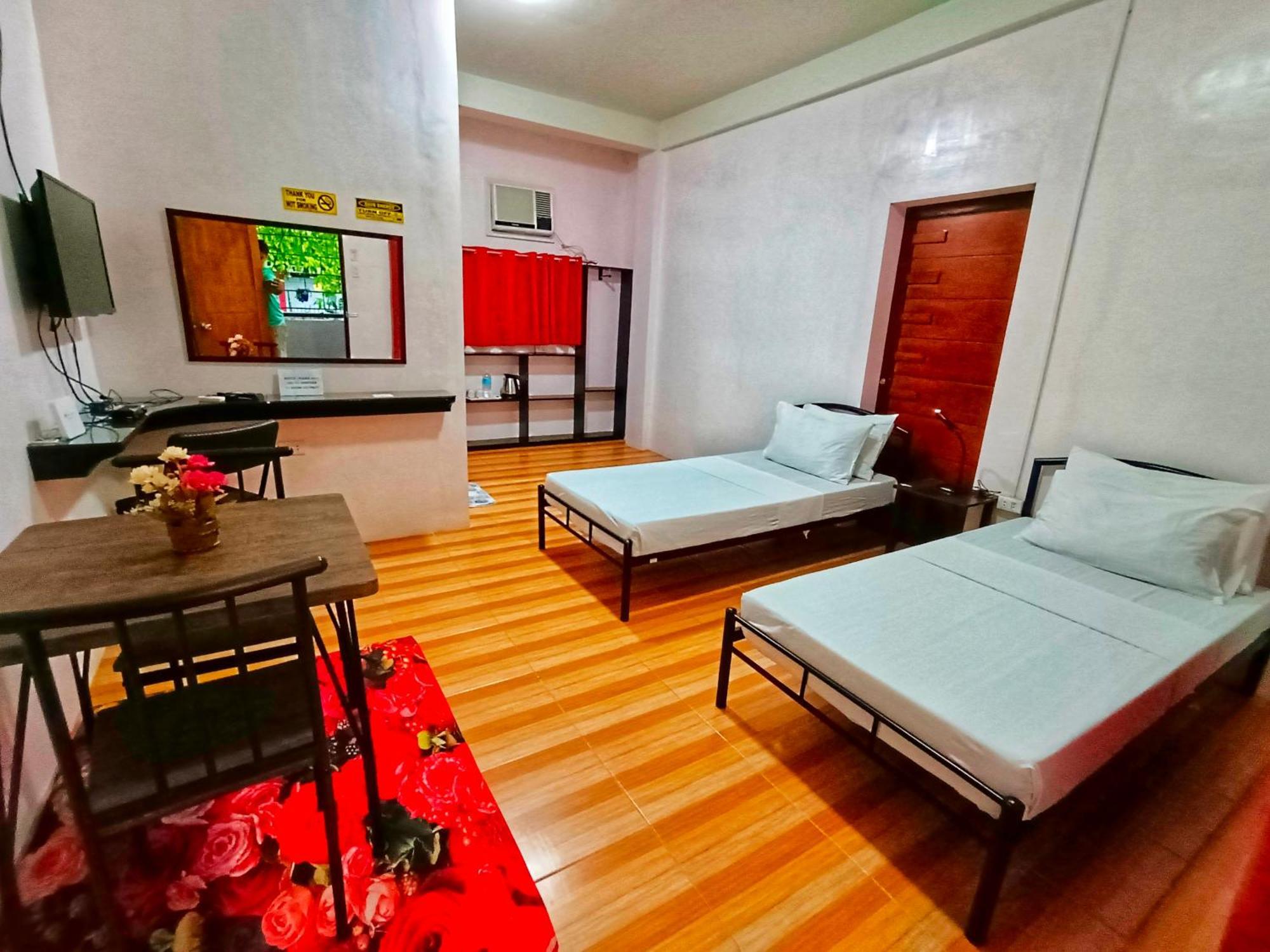 אלמינוס Monte Rio Gardens Bed & Breakfast מראה חיצוני תמונה